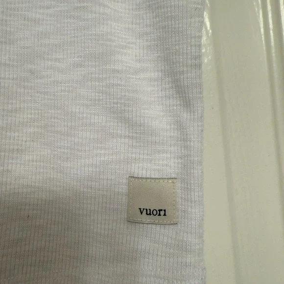 Vuori Sunrise Crop Rib Tank in White - Picture 2 of 4